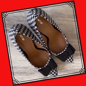 Apt.9 Houndstooth High Heel Pumps Size 8.5